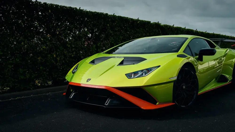 Lamborghini Huracan STO voorkant