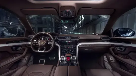 Lamborghini Urus S interieur 